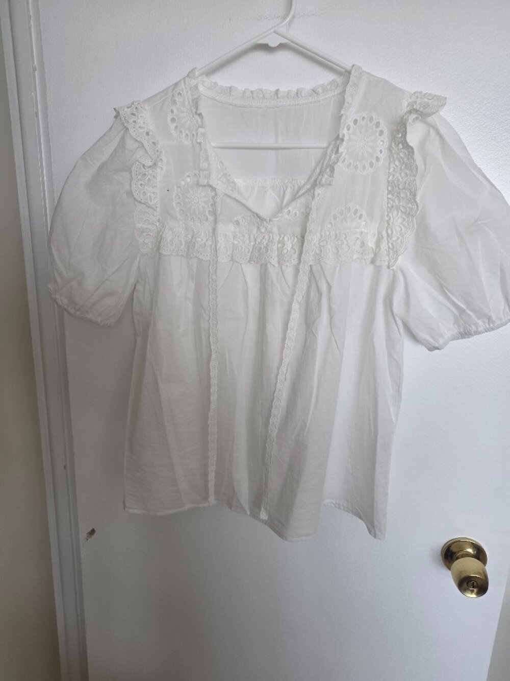 White Puff Sleeve Embroidered Shirt